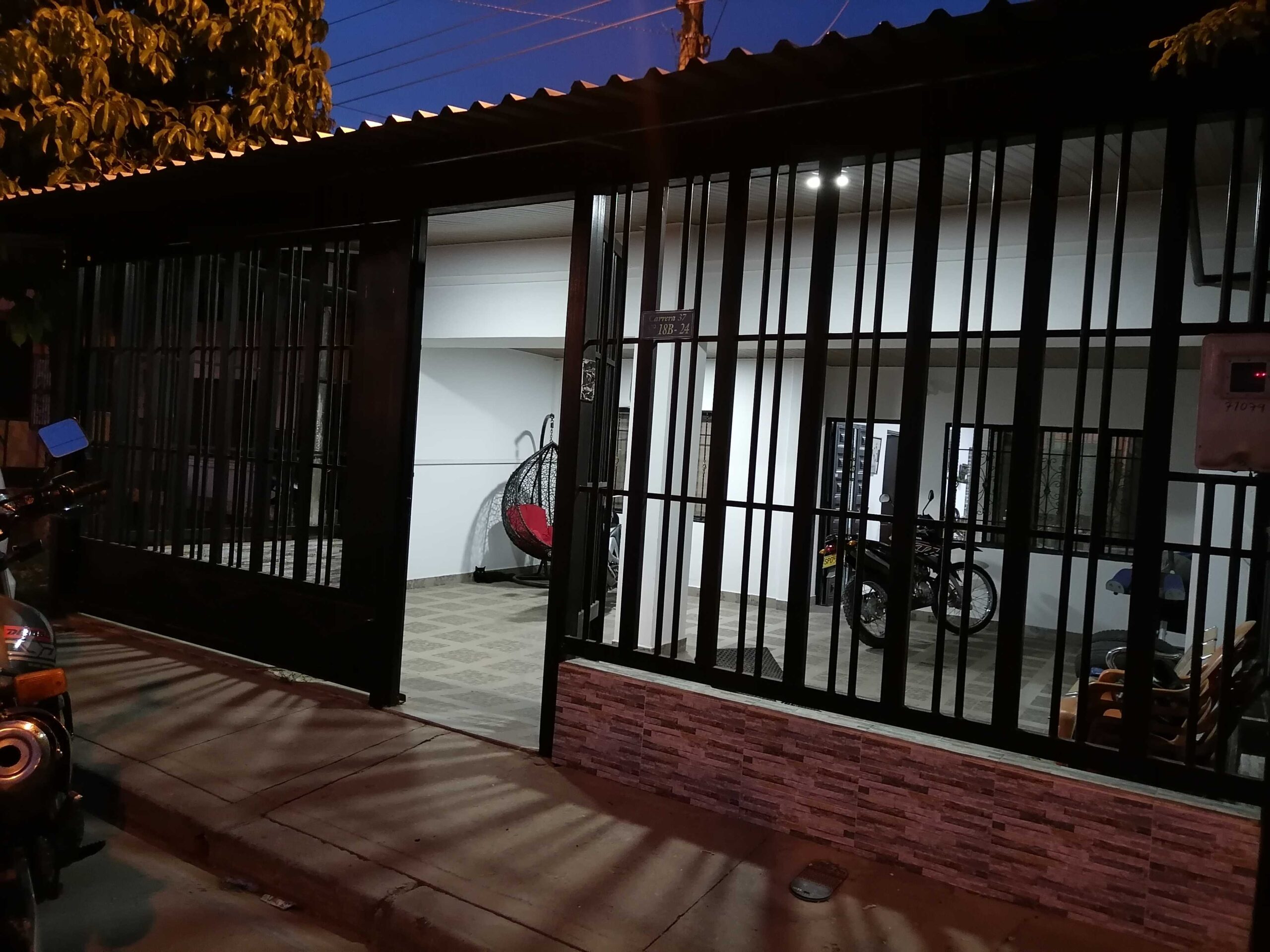 5bab0982-68ff-4e2e-b39b-ab0b1485b905