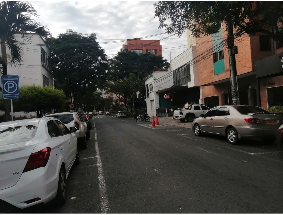 9B0AE182-B93A-4AFA-A1E9-AA0ADEC34313