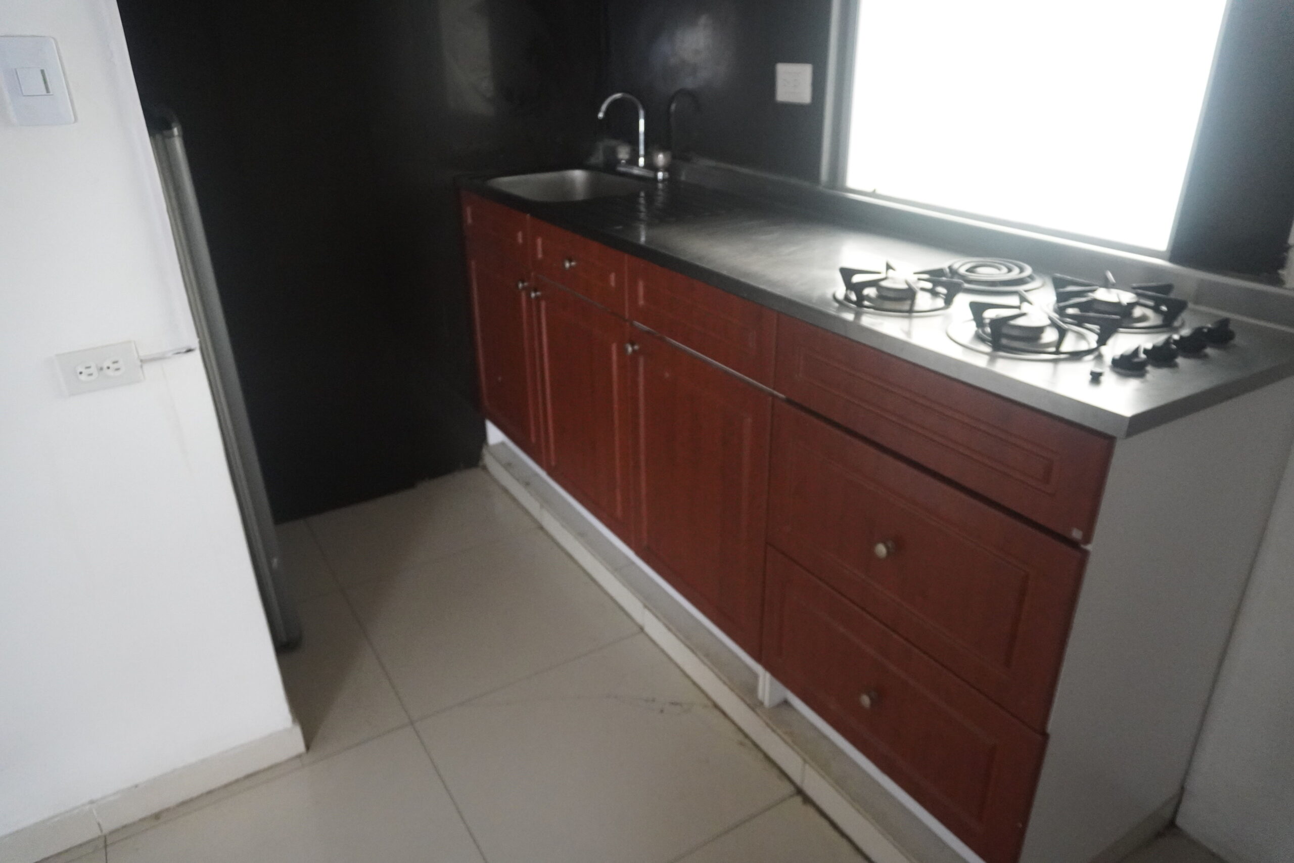 69B6E66F-D36C-46A9-BEDB-289B0A887DFB