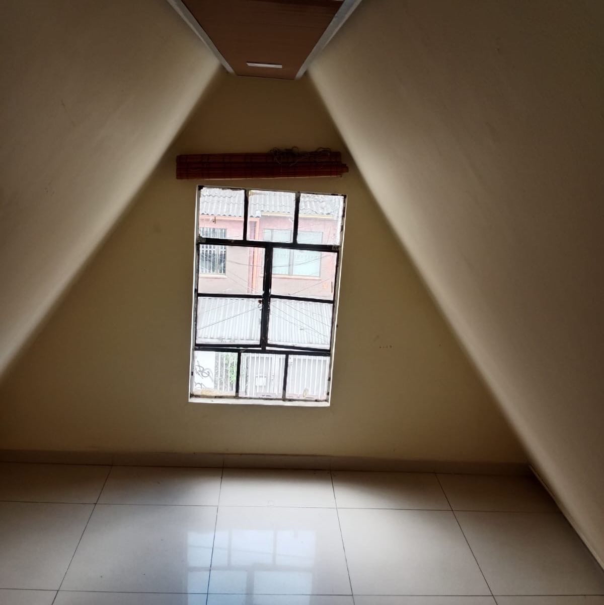 7653E15B-EBE5-40DF-AE45-3FEDABC0A52B