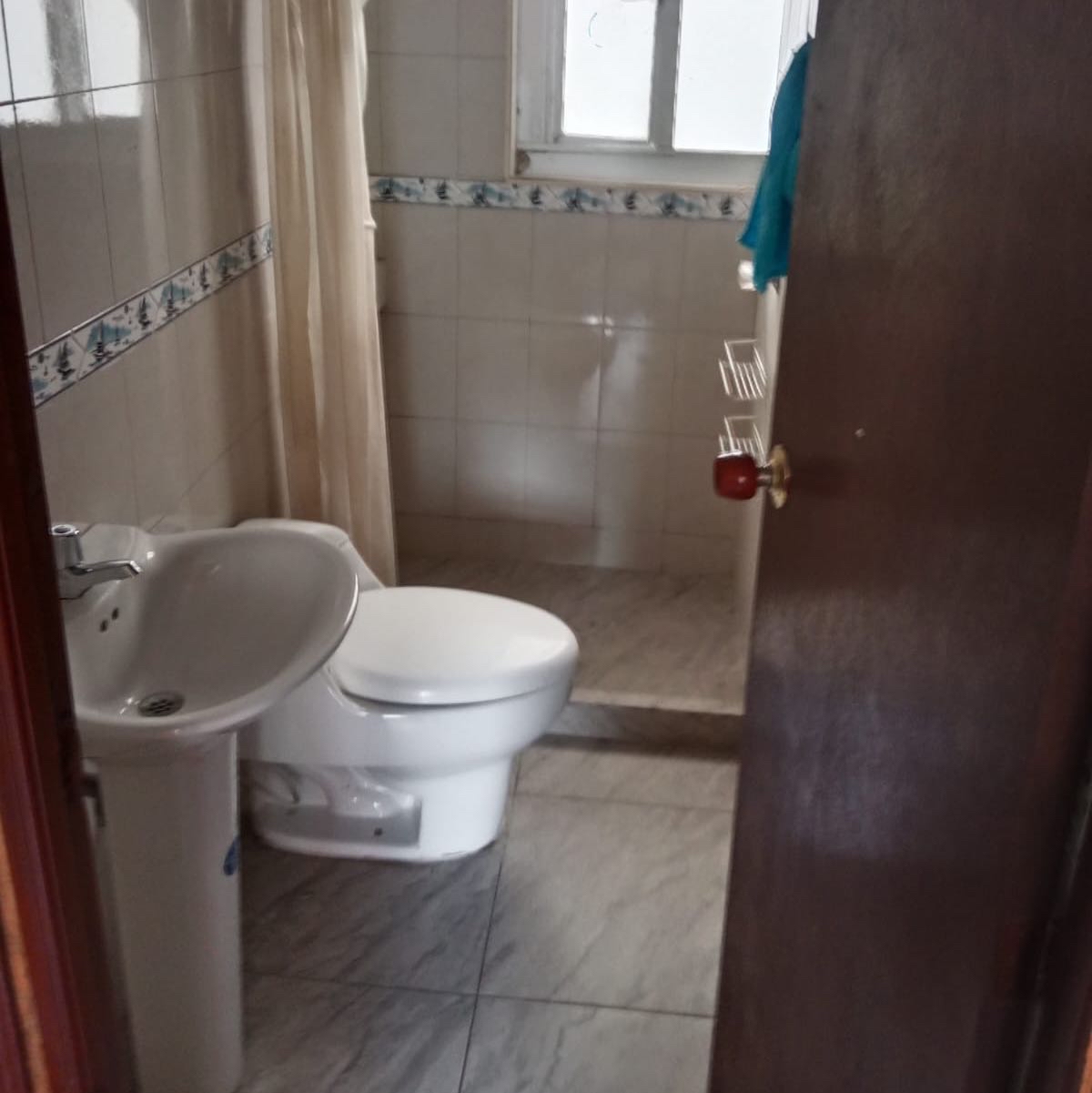 88B7C06F-BD77-4564-8ACB-D70E500BAF4B