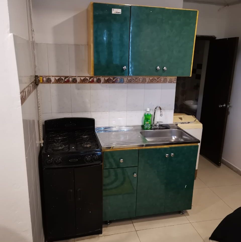 DA9A280D-2849-4E40-A6F5-D8B21F798B12