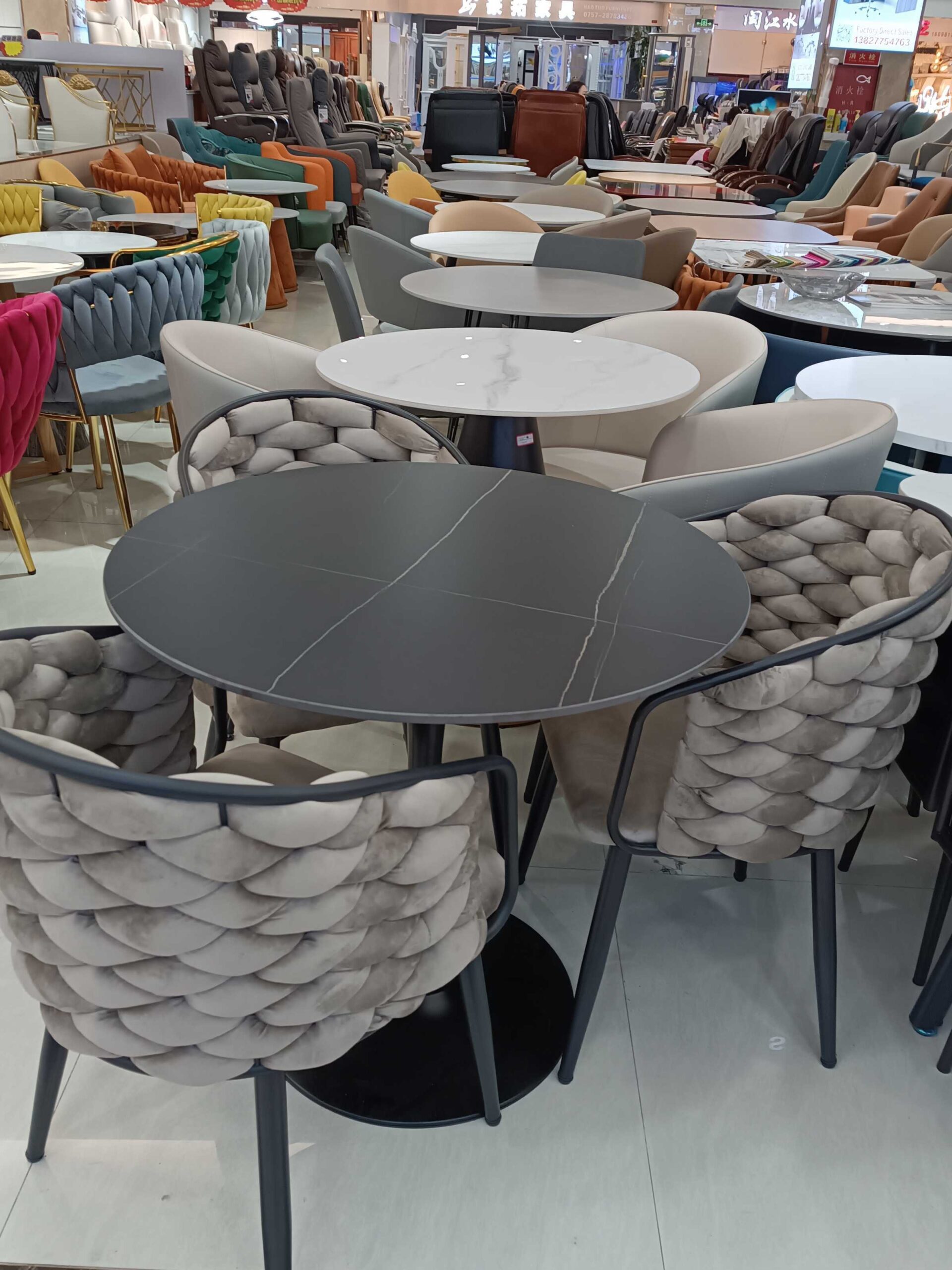 a6a5c4ff-ea40-4418-919a-fb1965e7db8f