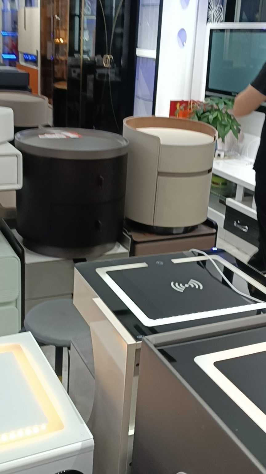 8e52cc29-c556-43eb-8c12-ea0ef2931c37