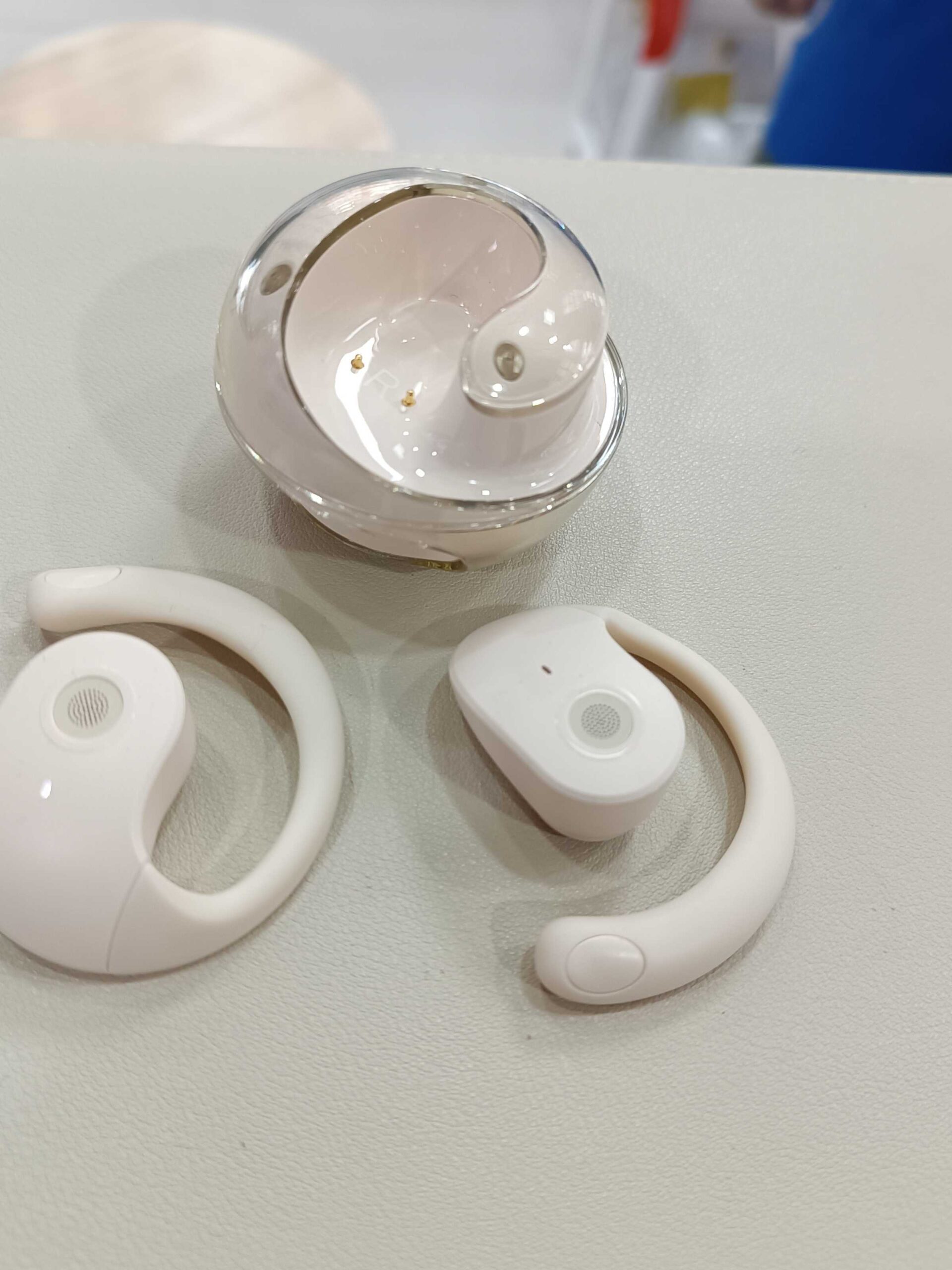 f2370cfb-bc51-49b4-88de-73dd1077a2e3