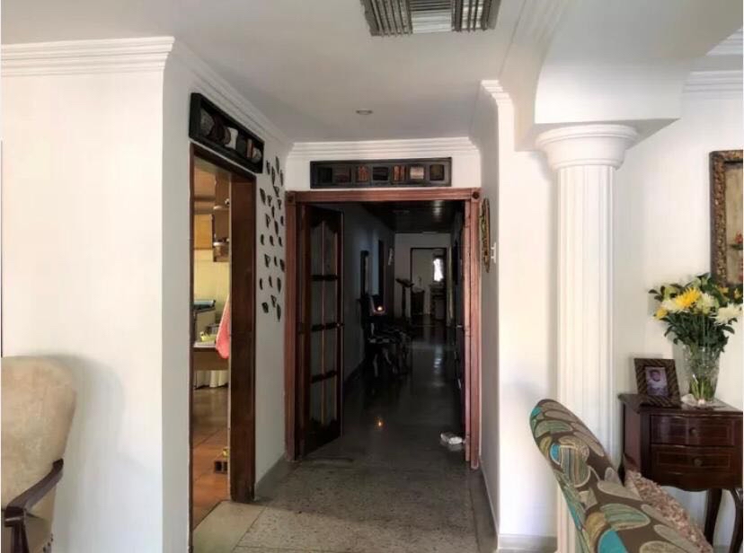 D8F388F0-2ACA-43D1-9203-784955281D10