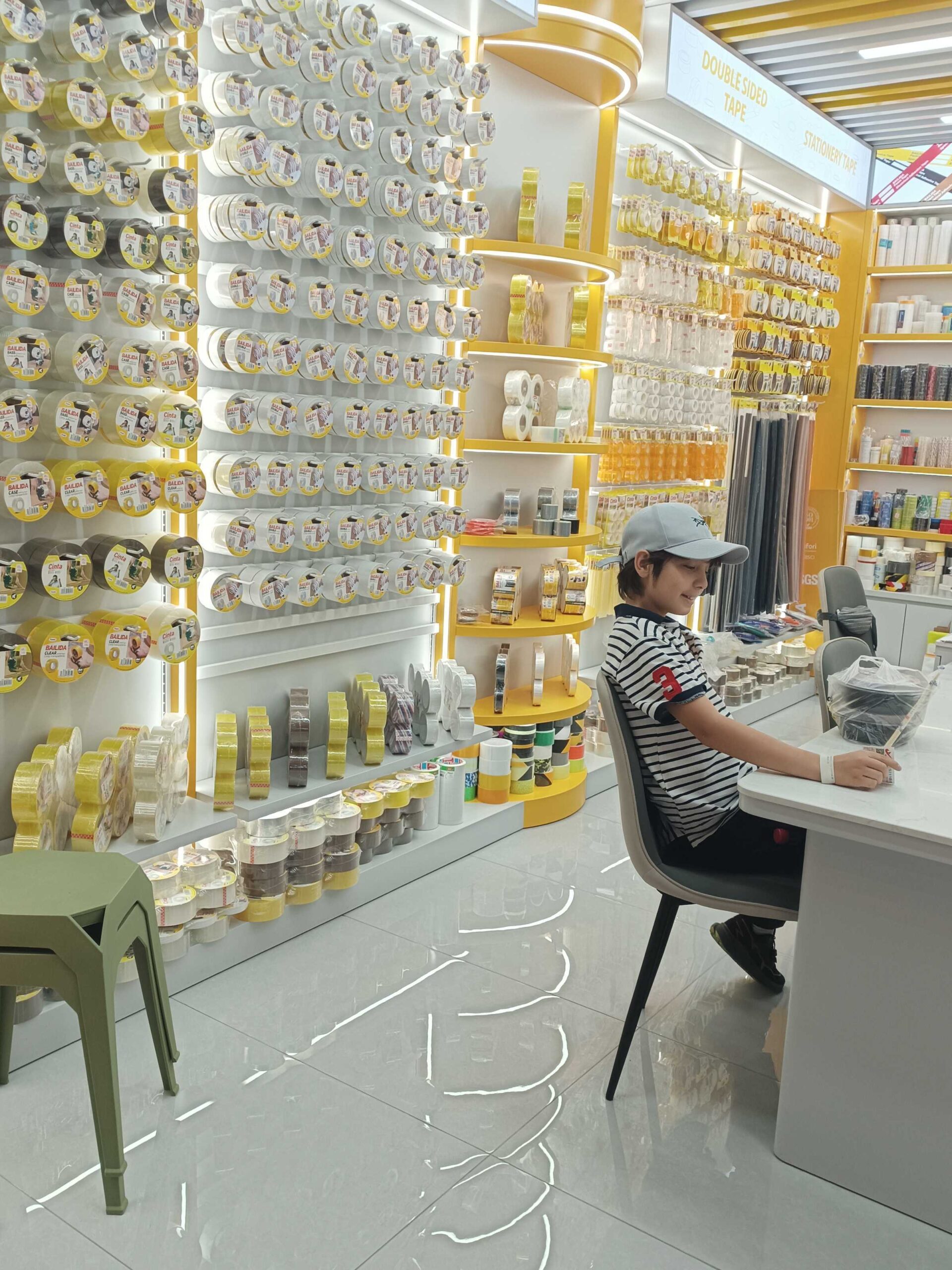 aa931565-950d-451c-a0dc-6fc9ee8b67d3