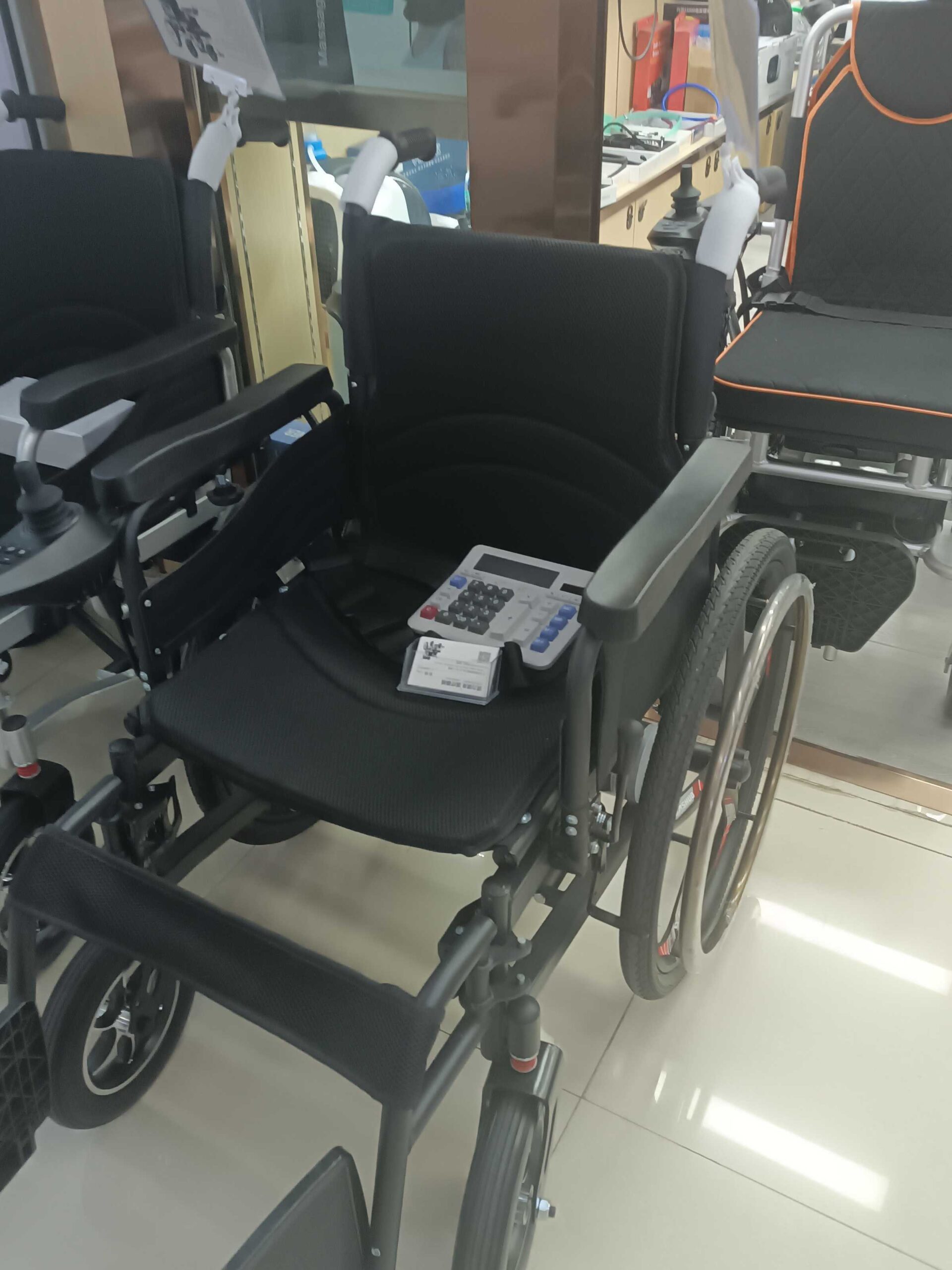 d3245cc4-6ff0-480c-9523-594a9c79c097-1