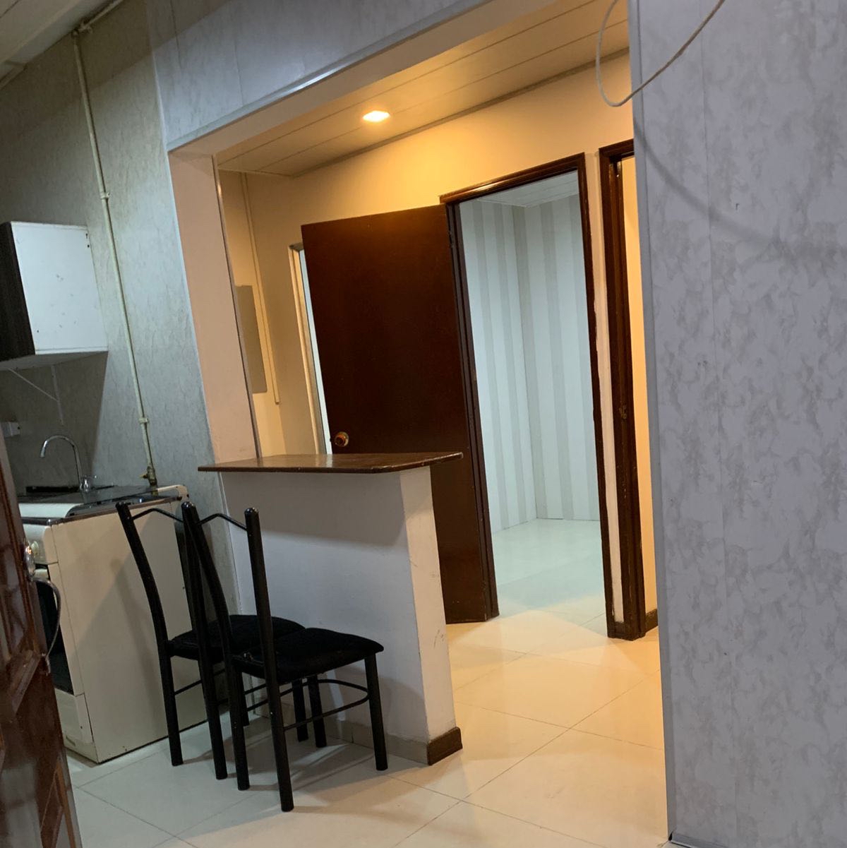 B6068C98-015D-4DFA-AD9E-F635F4FCB592