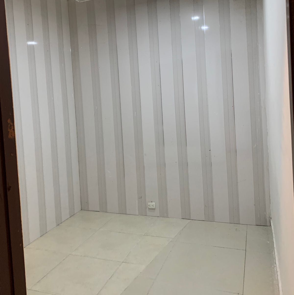 F3DC3E0A-06A9-41D0-A117-1352FCA2E4CF