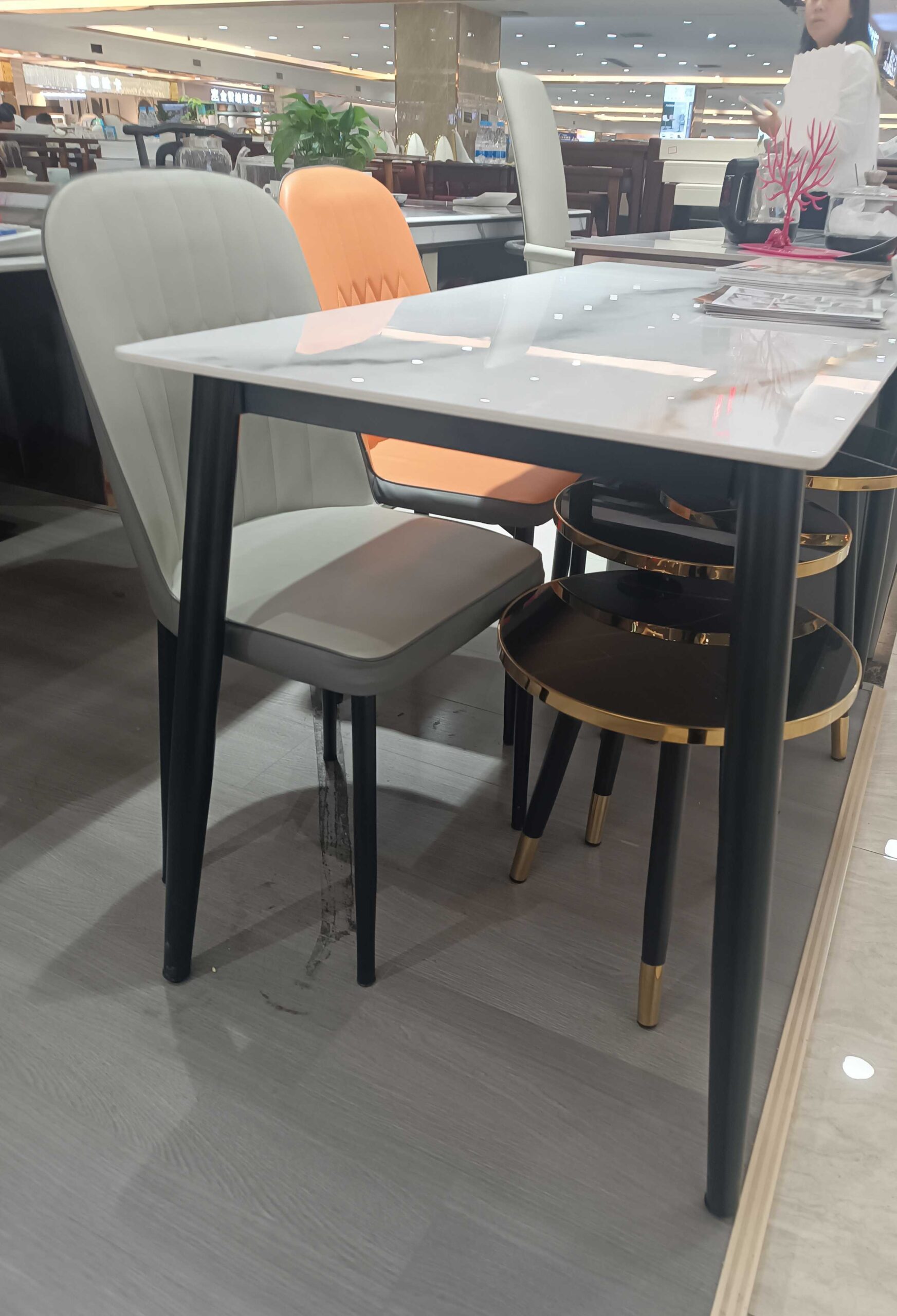 d8f71fac-da8f-4330-8b7f-8806fe33b8a5