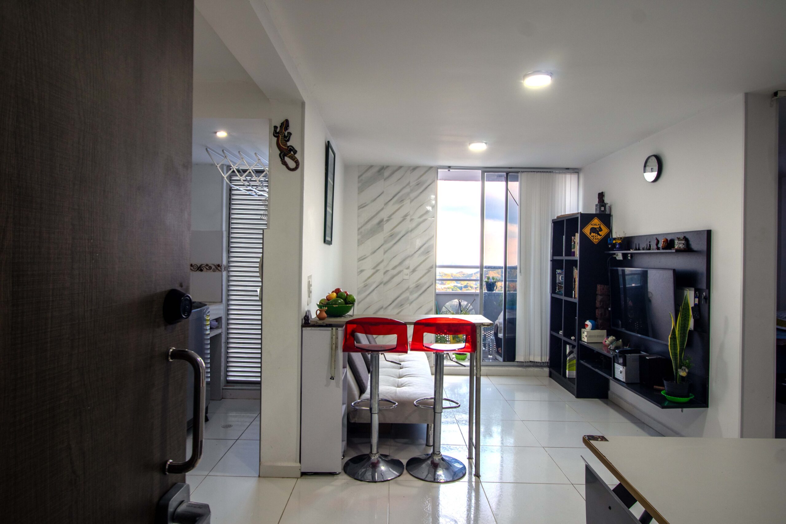 9464-66-sala-desde-entrada