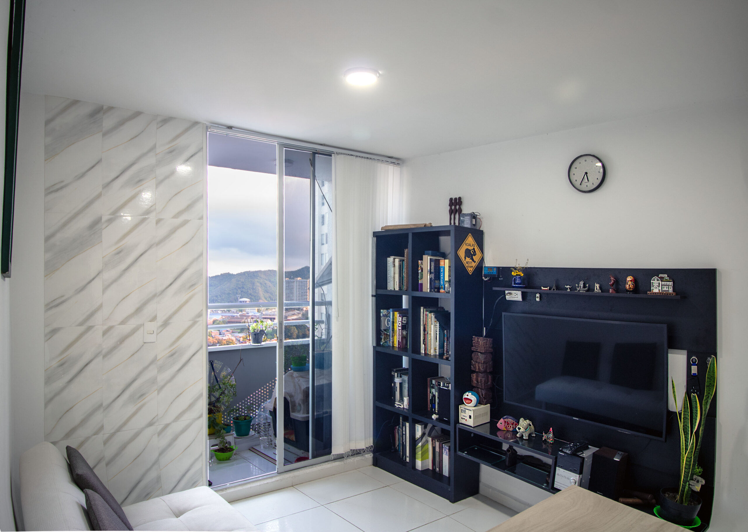 9473-74-75sala-y-balcon