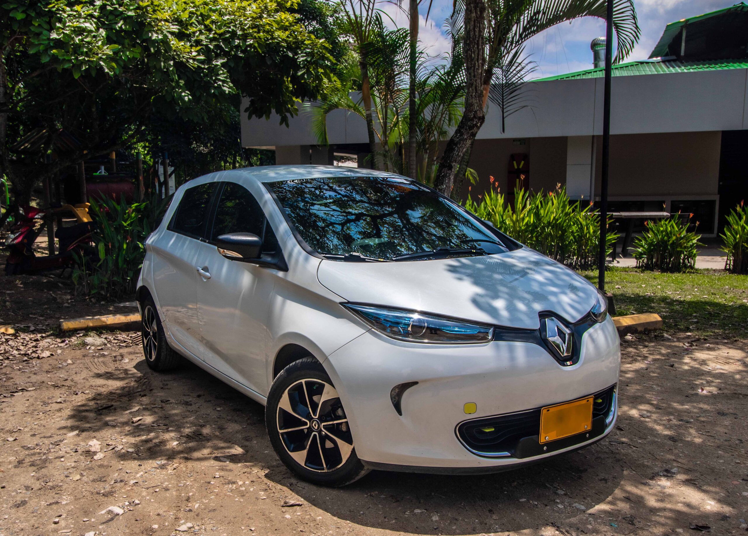 9533-34-35-HDR-zoe