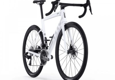 2026-BMC-Teammachine-SLR-01-THREE-Road-Bike-1