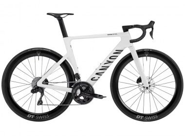 2026-Canyon-Aeroad-CF-SLX-7-Di2-Road-Bike