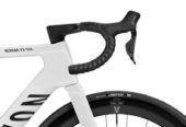 2026-canyon-aeroad-cf-slx-7-di2-road-bike-3