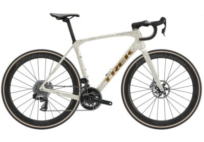 2026-trek-domane-slr-9-axs-gen-4-road-bike-1